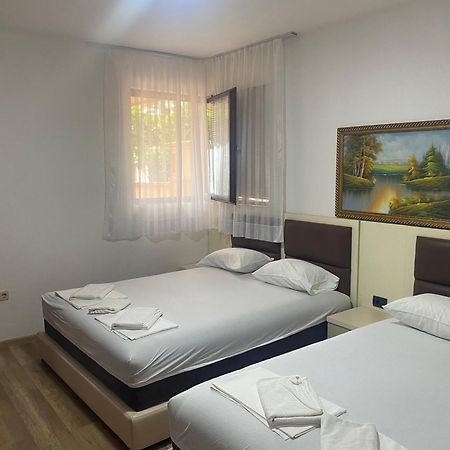 Adriatic Apartments 울친 외부 사진
