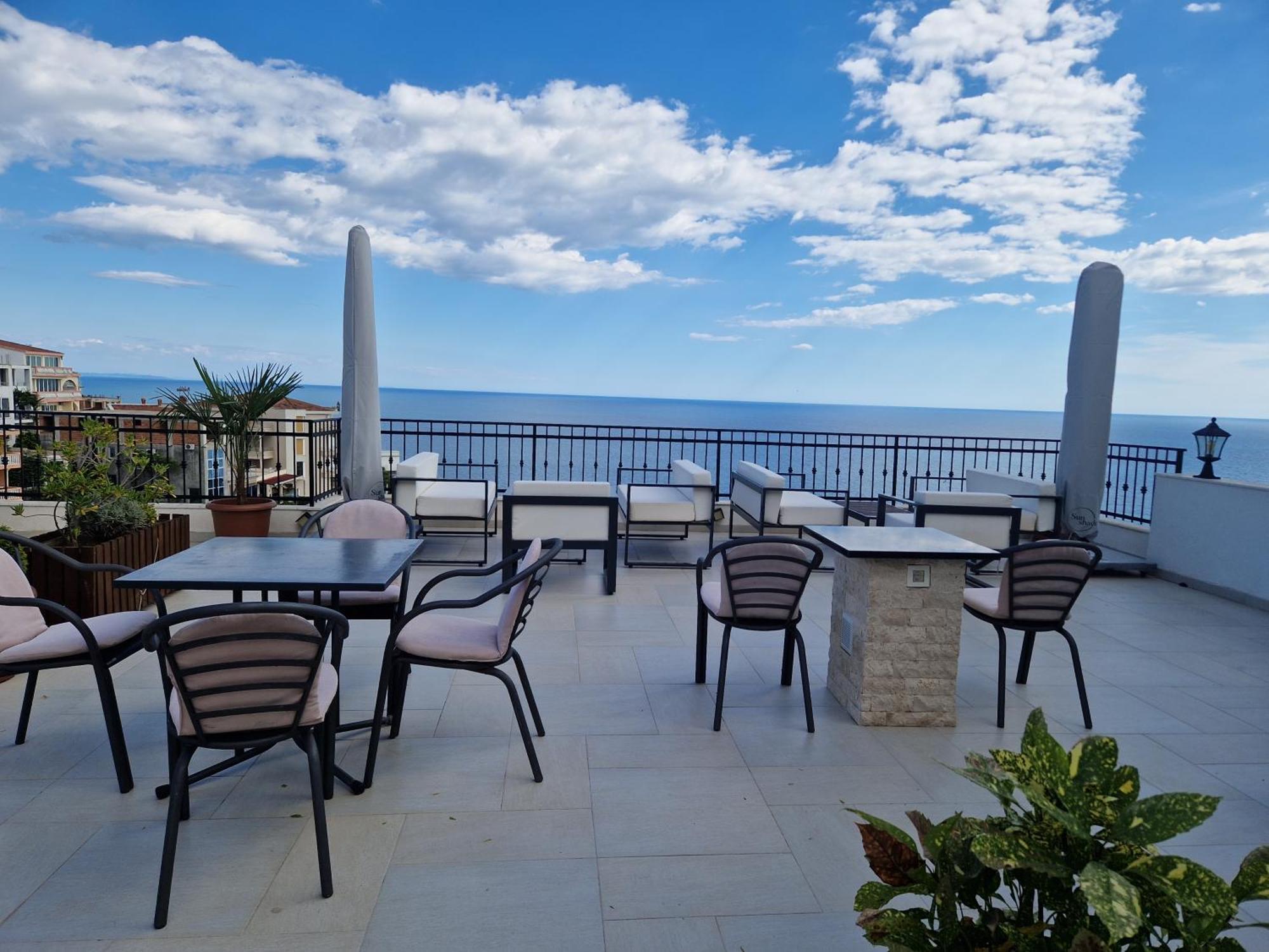 Adriatic Apartments 울친 외부 사진